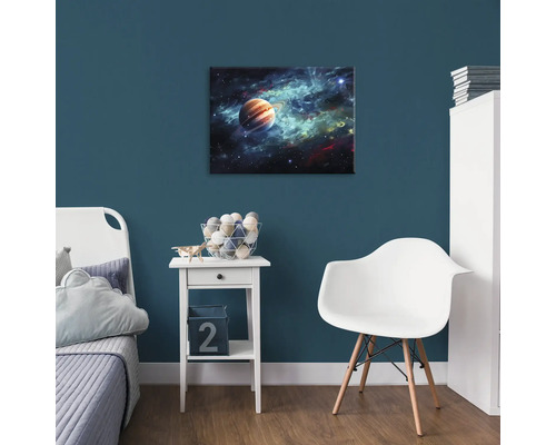 Dekorativní nástěnný obraz s motivem vesmíru v dětském pokoji