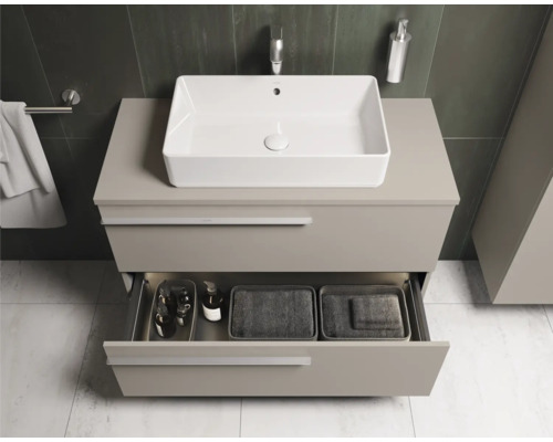 Skříňka pod umyvadlo s otevřenou zásuvkou, umyvadlo a koupelnové potřeby pro moderní design koupelny