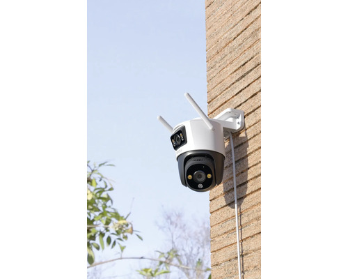 Bezpečnostní kamera pro montáž na stěnu