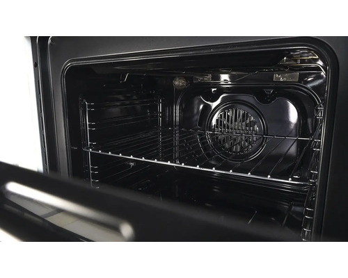 Vnitřek trouby s roštem