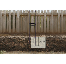 Podpěra pro rostliny v zahradě s udáním hloubky 24,5 centimetrů