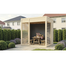 Dřevěný zahradní pavilon s piknikovým stolem a lavicemi