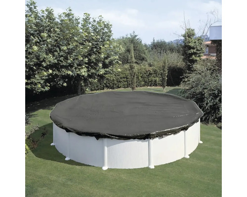 Zakrytý nadzemní bazén na zahradě