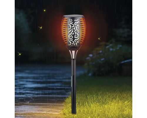 Dekorativní zahradní pochodeň s plamenným efektem pro venkovní použití.