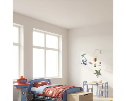 Dětský pokoj s nástěnnou dekorací Tlapková patrola, hrací postelí a dětským nábytkem