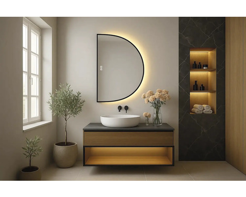 Moderní koupelna se zrcadlem, umyvadlovou skříňkou a rostlinami