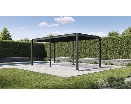 Moderní kovová pergola na zahradě