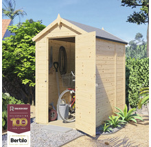 Dřevěná zahradní skříň s otevřenými dveřmi a zahradním nářadím uvnitř