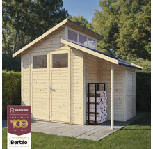 Dřevěná zahradní kůlna s dvoukřídlými dveřmi, okny a regálem na dřevo