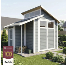 Zahradní domek s dvoukřídlými dveřmi, oknem a skladem dřeva pod stříškou