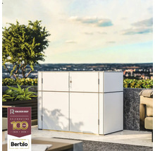 Fotografie venkovní skříně s dvířky na terase, ideální pro venkovní skladování.