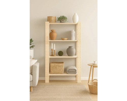 Dřevěná police se čtyřmi úrovněmi a dekoracemi v obývacím pokoji