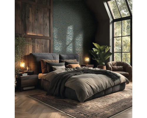 Ložnice s postelí, nočními stolky, kobercem a pokojovou rostlinou v tmavé místnosti