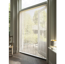 Dekorativní šňůrkový závěs před terasovými dveřmi