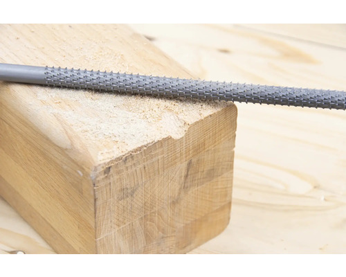Rašple na dřevo pro opracování kusu dřeva