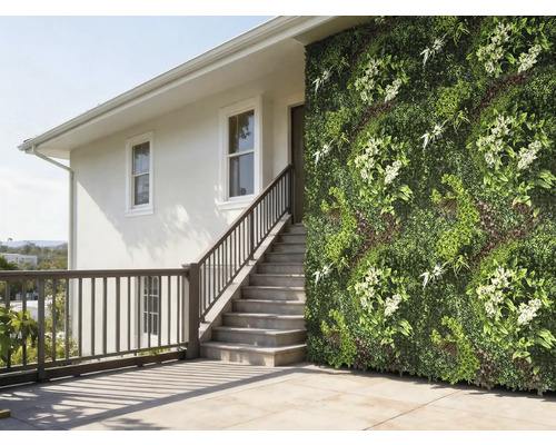 Stěna domu s vertikální zahradou a schodištěm