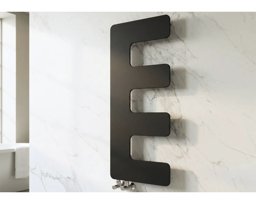 Designové topné těleso Rotheigner 870 x 360 x 62-90 mm připojení 1/2" dole na jedné straně