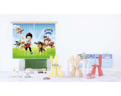 Dětský pokoj s roletou Tlapková patrola, stolem a židlemi