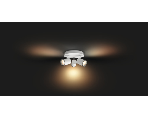 Stropní svítidlo se třemi reflektory