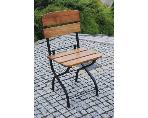 Zahradní židle s dřevěným sedákem a kovovým rámem