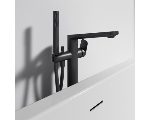 Volně stojící vanová baterie s ruční sprchou