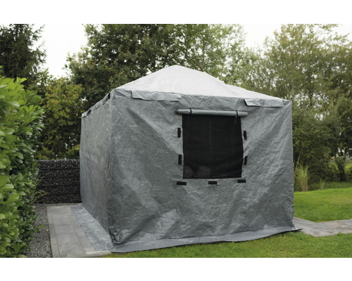 Šedý párty stan s oknem na trávníku