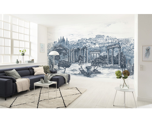 Obývací pokoj s tapetou krajiny, pohovkou a kobercem