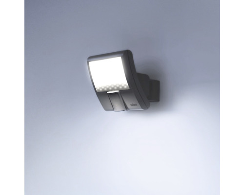 Šedé venkovní nástěnné svítidlo s LED světlem