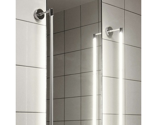 Koupelna s LED nástěnným svítidlem