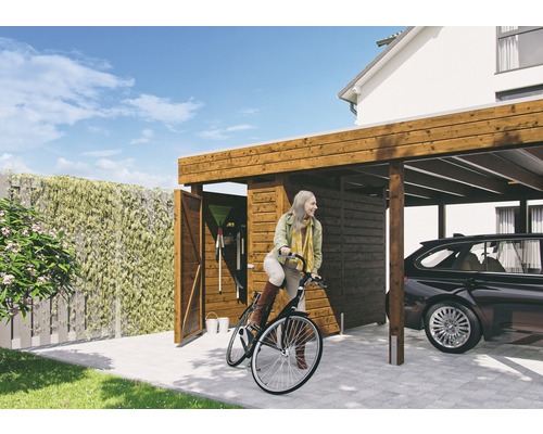 Přístřešek pro auto s kůlnou na nářadí a kolem před domem