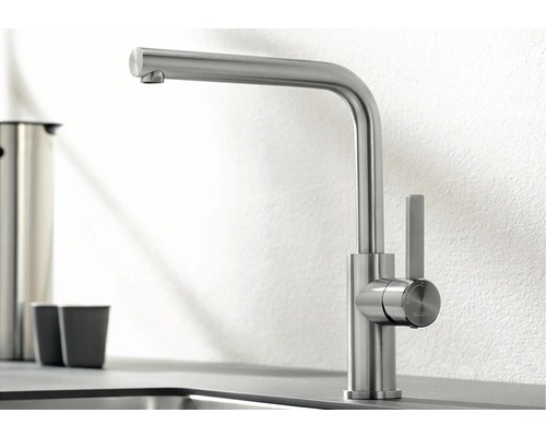 Kuchyňská vodovodní baterie z nerezové oceli