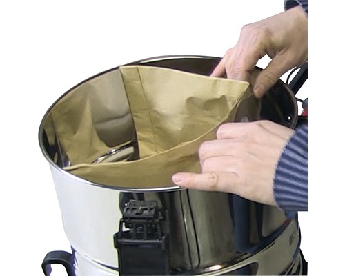 Vkládání papírového sáčku do vysavače