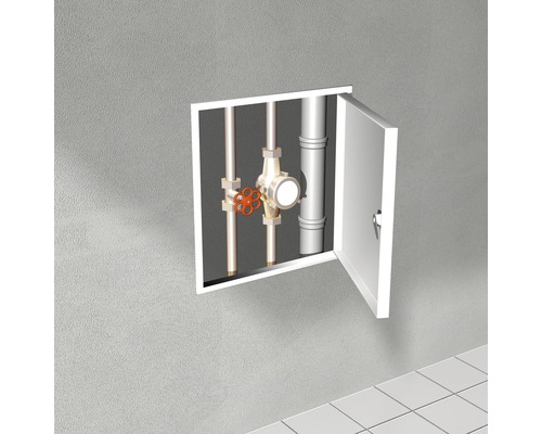 Revizní dvířka s vodoměrem a trubkami ve zdi