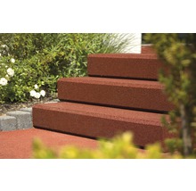 Venkovní schodiště se třemi stupni z gumového granulátu