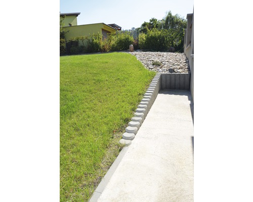 Palisáda Paso 40 x 12 x 9,7 cm přírodní Zahrada s trávníkem, obrubníky a zpevněnou cestou