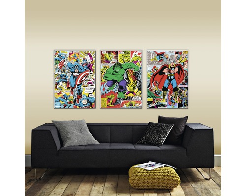 Dekorativní plátno Marvel Comic s Captain America, Hulkem a Thorem nad pohovkou
