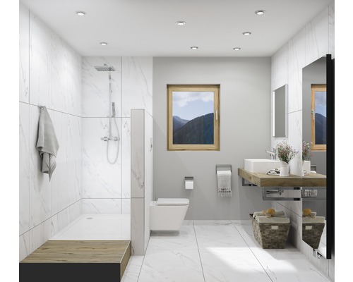 Světlá koupelna se sprchou, umyvadlem, zrcadlem a oknem