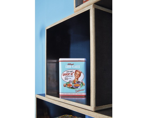 Dekorativní dóza Kellogg''s Corn Flakes v regálu