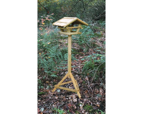Volně stojící dřevěný krmítko pro ptáky do zahrady