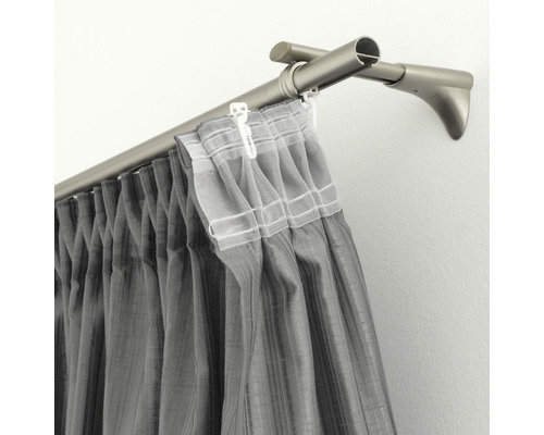 Záclonová tyč se závěsem na zdi