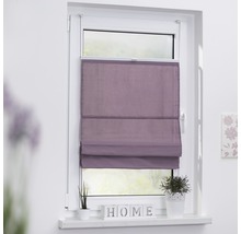 Okno s polozavřenou skládanou roletou pro dekoraci a zastínění