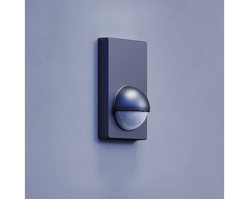 Senzor pohybu pro montáž na stěnu