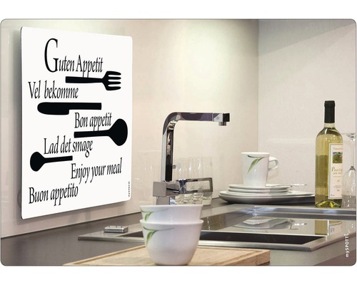 Obkladový panel do kuchyně mySPOTTI pop Guten Apetit 41x59 cm Kuchyňská scéna s nástěnnou dekorací, dřezem a nádobím