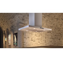 Odsavač par v kuchyni s kamennými stěnami