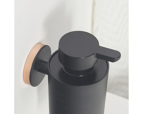 Nástěnný dávkovač mýdla pro vybavení koupelen