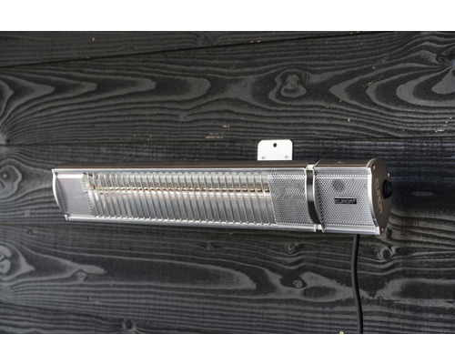 Nástěnný ohřívač z kovu