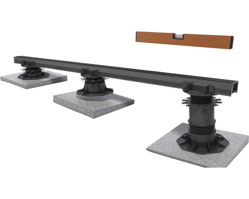 Podkladová konstrukce terasy s vyrovnávacími nožičkami a vodováhou