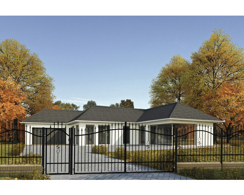 Rodinný dům se zahradním plotem a bránou na podzim