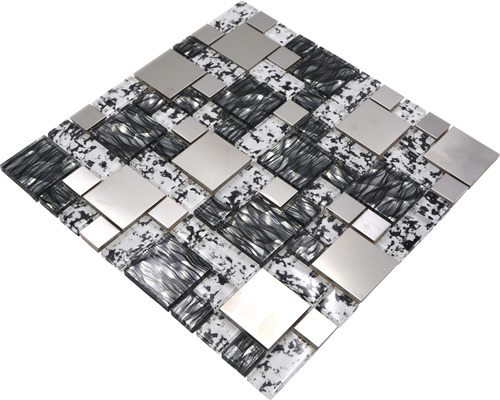 Mozaiková rohož se skleněnými a kovovými prvky