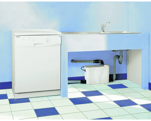 Scéna s myčkou nádobí, umyvadlem a čerpadlem odpadních vod